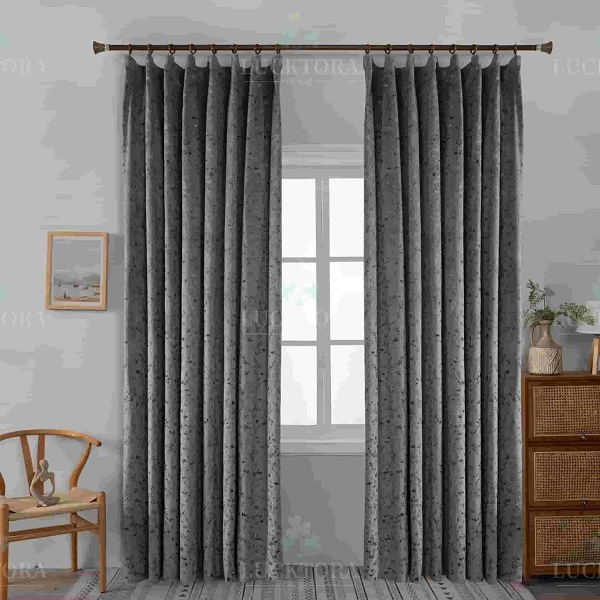 Έτοιμη κουρτίνα με τρέσα πλήρης σκίασης βελούδινη